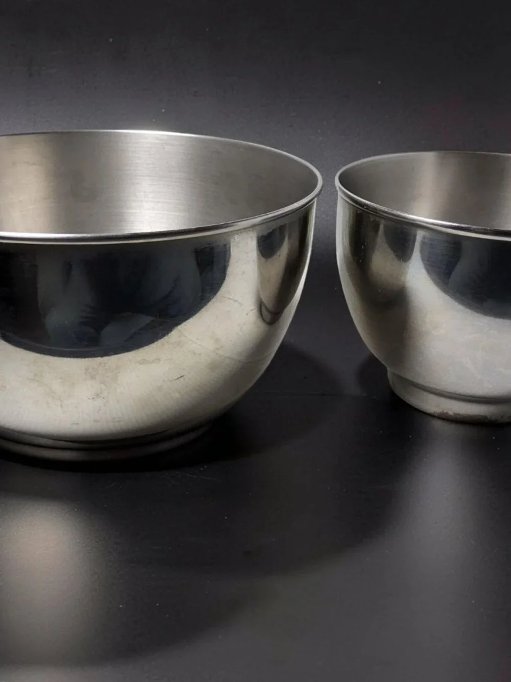 Vintage Stainless Steel Lipped Bottom Made in the US Mixing Bowls